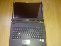 Samsung R70. 15.6", 2 000,0����, ��� 2048 ��, ���� 500���, WiFi, Bluetooth, ����������� �� 2��. ����