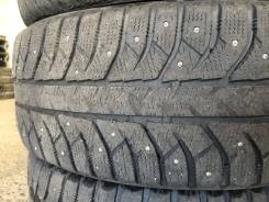 Bridgestone Ice Cruiser 7000. Зимние, шипованные, 2013 год, износ: 10%, 4 шт