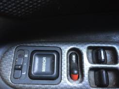Обшивка двери. Honda Integra, DC1, DC2 Двигатели: B18C, ZC