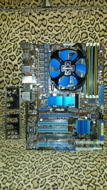 ASUS M4A87TD EVO AMD Phenom II X4 970 5 000