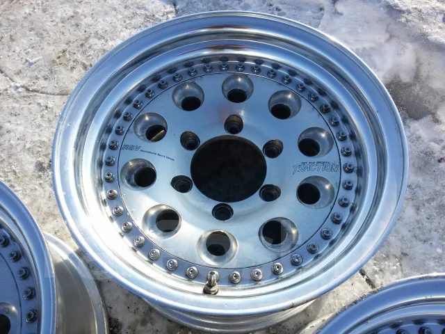 Kahn RS-V. 8.0x15", 6x139.7, ET0, �� 110���. ����