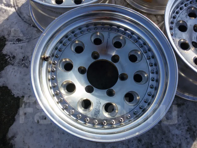 Kahn RS-V. 8.0x15", 6x139.7, ET0, �� 110���. ����