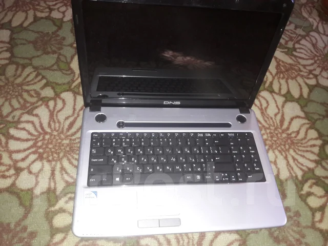 DNS. 2,4����, ��� 4 ��, ���� 500���, WiFi: 1, Bluetooth: 1, ����������� �� 3��. ����