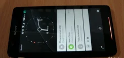 Sony Xperia ZR. �/�