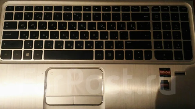 HP Envy m6-1101sr. 15.6", 2 700����, ��� 4 ��, ���� 500���, WiFi: 1, Bluetooth: 1, ����������� �� 8��. ����