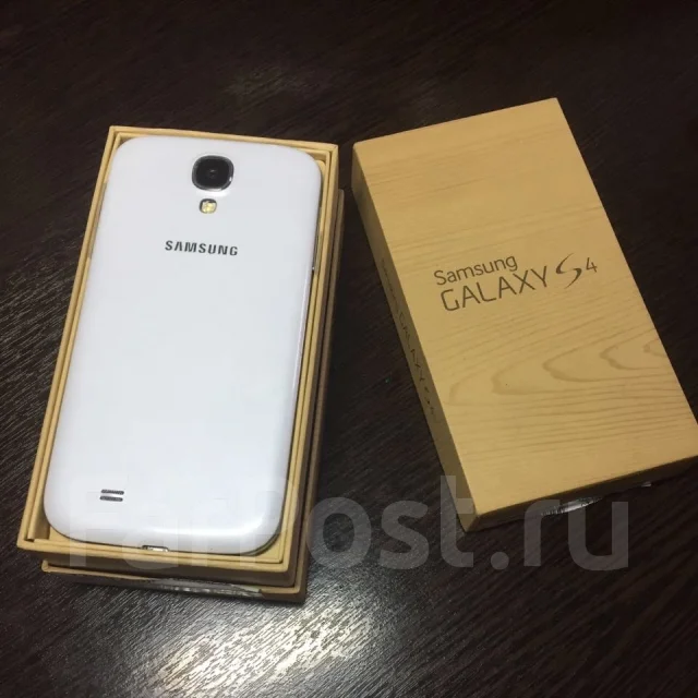 Samsung Galaxy S4. �/� ����