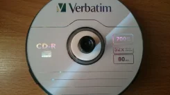 CD-R. ����