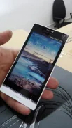 Sony Xperia S. �/�