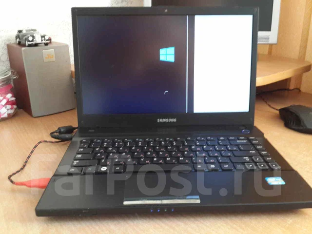 Samsung 300E4A. 14.1", 2,3����, ��� 4 ��, ���� 320���, WiFi: 1, Bluetooth: 1, ����������� �� 3��. ����