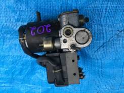 Блок abs. Toyota Granvia, VCH10W, KCH16W, VCH16, KCH10, RCH11W, VCH16W, KCH10W, RCH11, KCH16, VCH10 Toyota Grand Hiace, RCH11, KCH16W, VCH10W, VCH16...