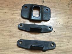 Отбойник двери. Toyota Grand Hiace, KCH10, KCH10W, KCH16, KCH16W, RCH11, VCH10, VCH10W, VCH16, VCH16W Toyota Granvia, KCH10, KCH10W, KCH16, KCH16W, RC...
