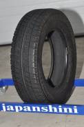 Bridgestone Blizzak Revo2. Зимние, без шипов, 2006 год, износ: 10%, 2 шт