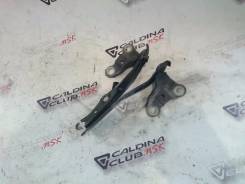 Крепление капота. Toyota Carina, AT210, AT211, AT212, ST215, CT210, CT211, CT216, CT215 Двигатели: 4AGE, 2CT, 3SFE, 3CTE, 7AFE, 5AFE