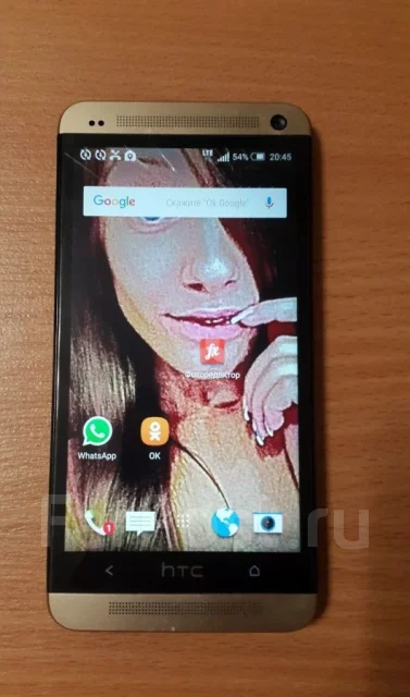 HTC One M7. �/� ����