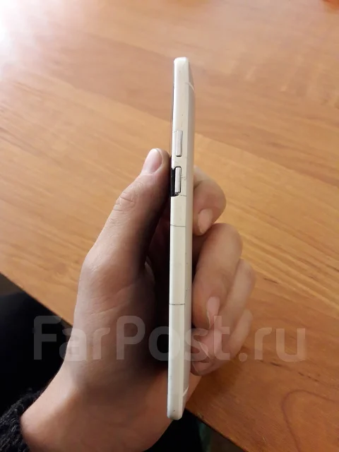 HTC One mini. �/� ����