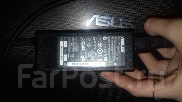 Asus K53E. ��� 512 ��, ���� 512���, WiFi: 1, Bluetooth: 1, ����������� �� 7��. ����