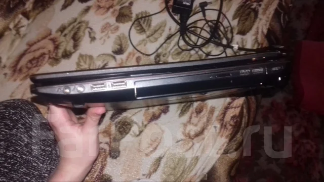 Asus K53E. ��� 512 ��, ���� 512���, WiFi: 1, Bluetooth: 1, ����������� �� 7��. ����