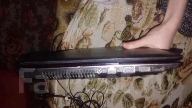 Asus K53E. ��� 512 ��, ���� 512���, WiFi: 1, Bluetooth: 1, ����������� �� 7��. ����
