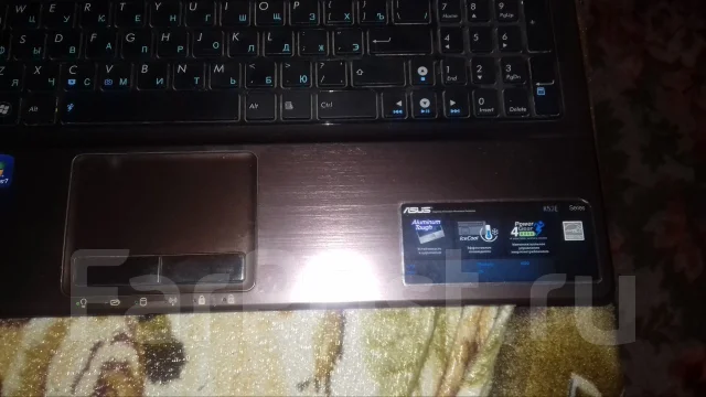 Asus K53E. ��� 512 ��, ���� 512���, WiFi: 1, Bluetooth: 1, ����������� �� 7��. ����