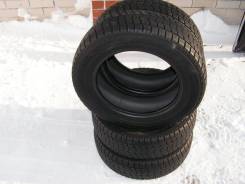 Northtrek. Зимние, без шипов, износ: 10%
