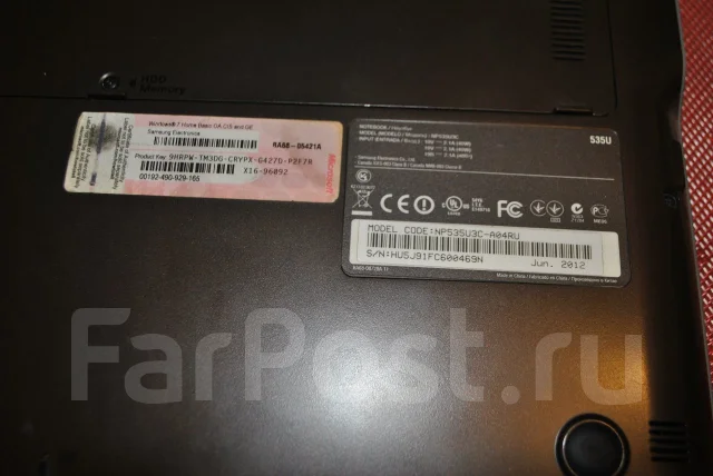 Samsung 530U3B. 13.3", 2 100����, ��� 4 ��, ���� 500���, WiFi: 1, Bluetooth: 1, ����������� �� 3��. ����
