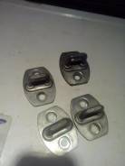 Защелка замка. Toyota: Innova, Sequoia, Alphard, EQ EV, Caldina, Estima, FJ Cruiser, Belta, Land Cruiser Prado, Blade, Previa, Sienna, Hilux Surf, Mat...
