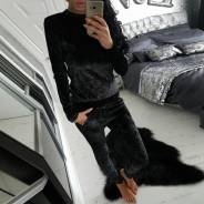 Костюмы спортивные. 46