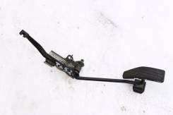 Педаль акселератора. Suzuki Escudo, TA52W, TD02W, TA51W, TD32W, TA02W, TD51W, TD62W, TD61W, TD52W, TD31W, TL52W, TX92W