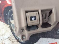 Ручка открывания бензобака. Toyota Land Cruiser, FZJ100, FZJ105, HDJ100, HDJ100L, HDJ101, HDJ101K, HZJ105, HZJ105L, UZJ100, UZJ100L, UZJ100W Lexus LX4...