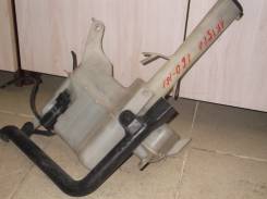Бачок стеклоомывателя. Toyota Aristo, JZS160, JZS161 Двигатели: 2JZGE, 2JZGTE