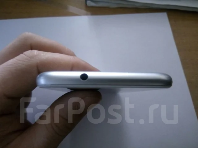 ZTE Blade X7. �/� ����