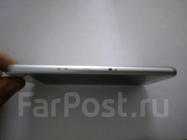 ZTE Blade X7. �/� ����