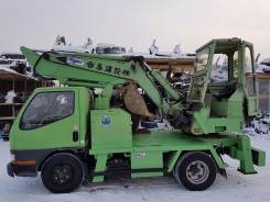 Mitsubishi Canter. Экскаватор , 0,50 куб. м.