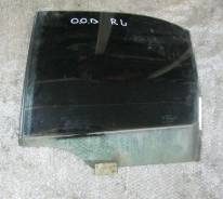 Стекло заднее. Opel Omega