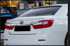 Спойлер на заднее стекло. Toyota Camry