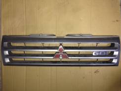 Решетка радиатора. Mitsubishi Pajero iO, H67W, H77W, H76W, H66W, H61W, H62W, H72W, H71W Двигатели: 4G93, GDI, 4G94