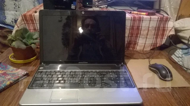 eMachines E640-P322G32Mns. 15.6", 2����, ��� 4 ��, ���� 320���, WiFi: 1, Bluetooth: 1, ����������� �� 1��. ����