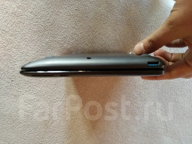 Asus Transformer Book T100TA. 10.1", 1,8����, ��� 2048 ��, ���� 32���, WiFi: 1, Bluetooth: 1, ����������� �� 5��. ����