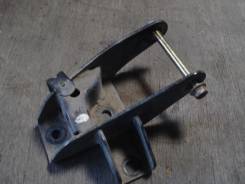 Кронштейн опоры двигателя. Nissan Bluebird Sylphy, QNG10 Nissan Sunny, FNB15 Nissan AD, WHNY11, WHY11, VHNY11 Nissan Wingroad, WHY11, VHNY11, WHNY11 Д...