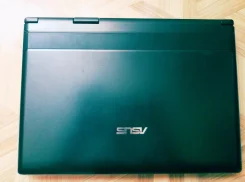 Asus X50V. 15.4", 2,0����, ��� 2048 ��, ���� 320���, WiFi, Bluetooth
