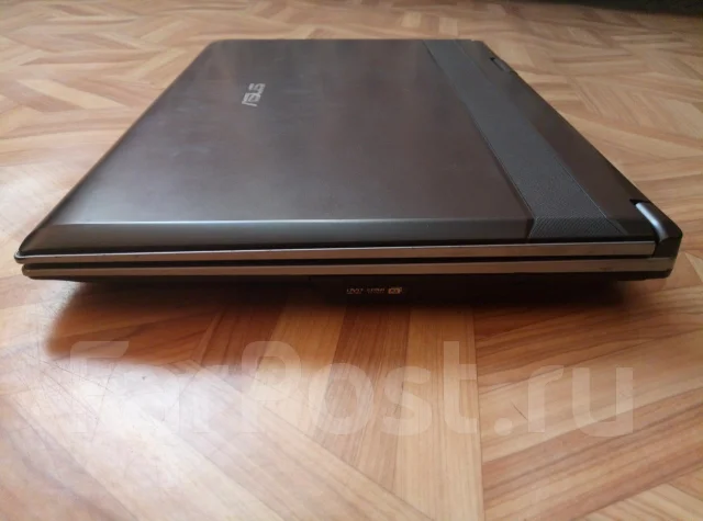 Asus X50V. 15.4", 2����, ��� 2048 ��, ���� 320���, WiFi: 1, Bluetooth: 1 ����