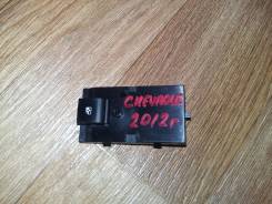 Кнопка стеклоподъемника. Chevrolet Orlando Chevrolet Cruze