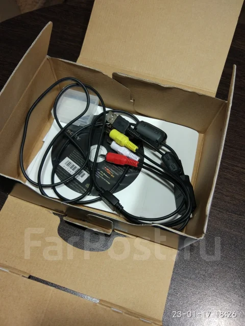 Sony Cyber-shot DSC-H55. 10 - 14.9 ��, ���: 10� ����