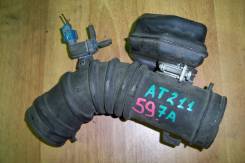 Патрубок воздухозаборника. Toyota Corona, AT211, AT210 Toyota Carina, AT211, AT212 Toyota Caldina, AT191, AT211 Двигатели: 4AFE, 7AFE, 5AFE