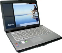Toshiba Satellite A210-16F. 15.4", 1,9����, ��� 2048 ��, ���� 160���, WiFi: 1, Bluetooth: 1, ����������� �� 2��. ����