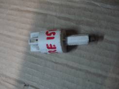 Педаль тормоза. Toyota: Corolla, Corolla Verso, Hilux Surf, Corolla Rumion, Hilux, Vitz, Ractis, Wish, Kijang, Auris, Corolla Fielder, Corolla Axio, i...