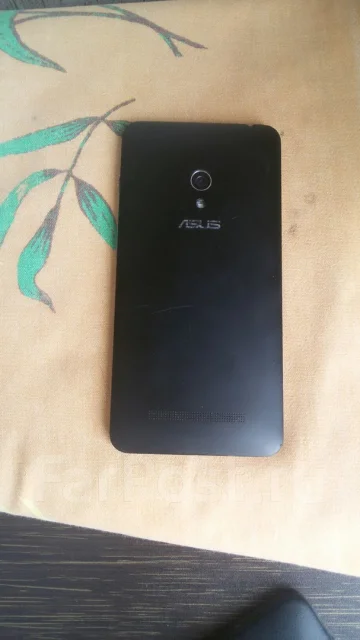 Asus ZenFone 5. �/� ����