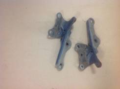 Крепление капота. Toyota Vista, SV35, CV30, SV30, SV32 Toyota Camry, SV32, CV30, SV35, SV30
