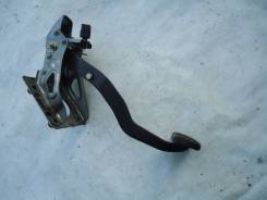 Концевик под педаль тормоза. Toyota: Corolla Spacio, Allex, WiLL VS, Corolla Axio, Corolla Verso, Corolla Fielder, Voltz, Corolla, Corolla Runx Двигат...
