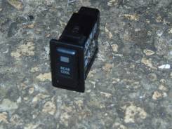 Кнопка включения кондиционера. Toyota Ipsum, CXM10G, SXM10G, SXM15, SXM10, SXM15G, CXM10 Toyota Gaia, SXM10, CXM10, SXM10G, SXM15G, SXM15, CXM10G Двиг...